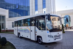 В Узбекистане начали производить автобусы для туристов (фото)