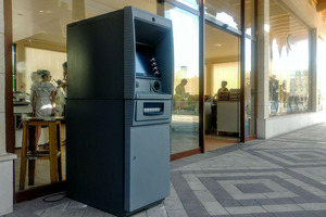 Народный банк установит по всему Узбекистану 1800 банкоматов