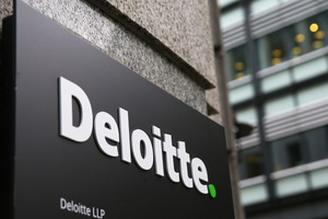 Deloitte получил лицензию инвестиционного консультанта в Узбекистане