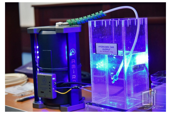 В Ташкенте презентовали новое устройство, которое экономит 50% топлива автомобиля