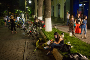 Общепиту и магазинам на туристических улицах разрешат работать по ночам