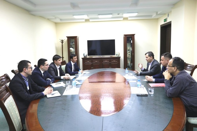 Мининфоком и Ассоциация электронной коммерции договорились вместе развивать цифровую экономику