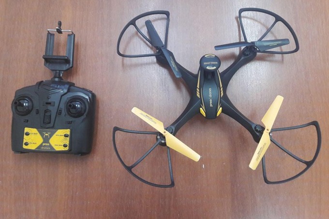 В аэропорту Ташкента задержали пассажира, который пытался тайком провезти квадрокоптер