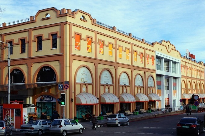 Налоговый спор с ТРЦ &laquo;Пойтахт&raquo; на 3,2 млрд сумов урегулировали до суда