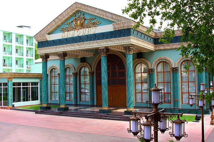 Ресторан Sayohat