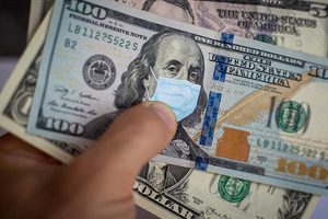 Banklarda dollar kursi birinchi marta 10 860 soʻmgacha oshdi