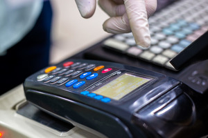 Бизнес имеет право выбирать кассовые аппараты — Налоговый комитет