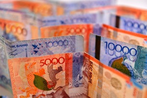 Почему дешевеет казахстанский тенге