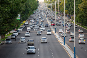 ЦЭИР в январе зафиксировал на авторынке бурный рост. Почему