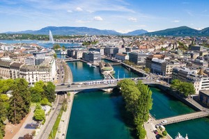 Швейцария и ЕС сняли санкции с сестры Алишера Усманова — Гульбахор Исмаиловой