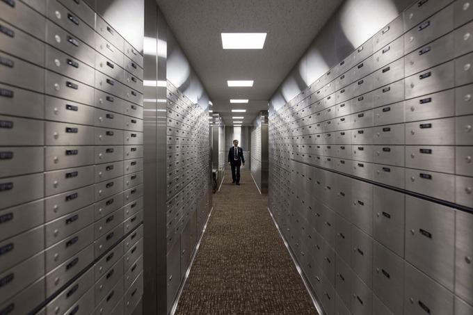 Таможенный комитет хочет получить доступ к банковской тайне компаний