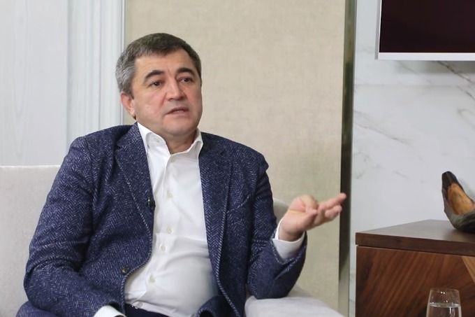 Алишер Султанов прокомментировал газовые счетчики «Технопарка»
