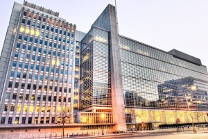 Xalqaro moliya institutlari O’zbekistonga imtiyozli qarz mablag’lari bermoqda