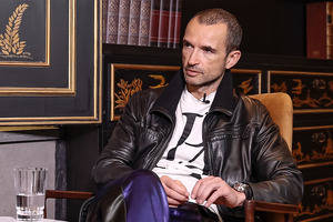 Александр Орлов разделил Bulldozer Group и продал её российскую часть