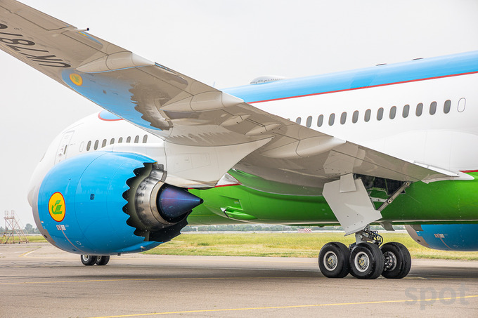 Uzbekistan Airways опубликовала расписание рейсов в Россию на сентябрь. Цены