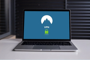 Turkmanistonda talabalarning VPNdan foydalanishlariga cheklov qoʻyildi. Green Card taʼqiqlandi