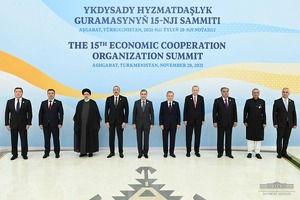 Мирзиёев предложил разместить в Ташкенте торговую структуру ОЭС