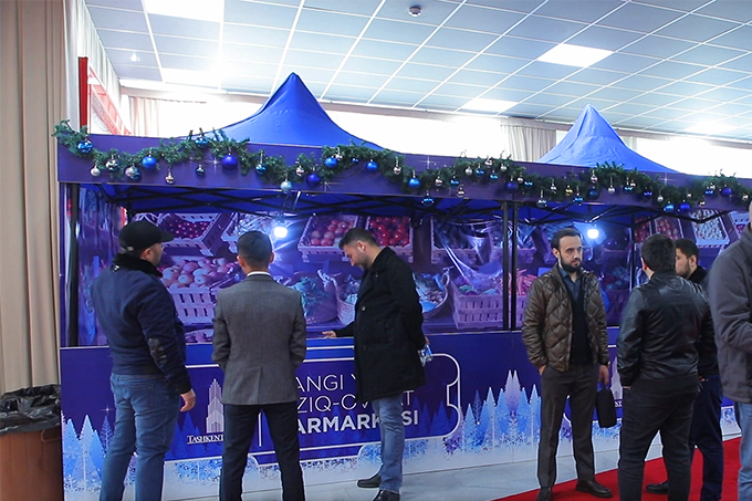 На новогодней ярмарке в Tashkent City остается все меньше мест для участников