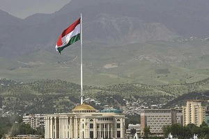 Таджикистан продлил срок пребывания без регистрации для граждан Узбекистана
