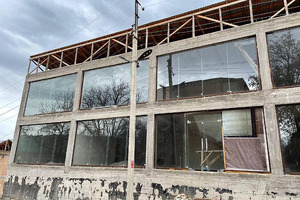 БПИ выставило на торги недостроенное здание под гостиницу близ Чарвака