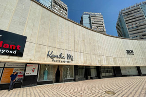 Davaktiv Hamid Olimjon maydonidagi binolarni auksion savdosiga qoʻydi