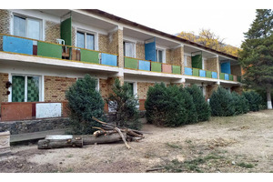 У Чарвака выставили на продажу зону отдыха «Узтяжпромпроекта»