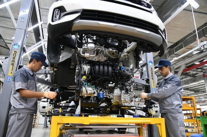 Импорт автомобилей в Узбекистан за два месяца сократился на 15%