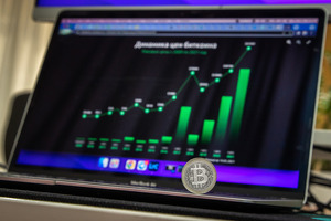 Подростка из Бухарской области задержали за оборот криптовалюты на $2,7 млн