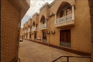 2021-yilda qurilgan Khiva Lokomotiv Hotel mehmonxonasi sotuvga qoʻyildi