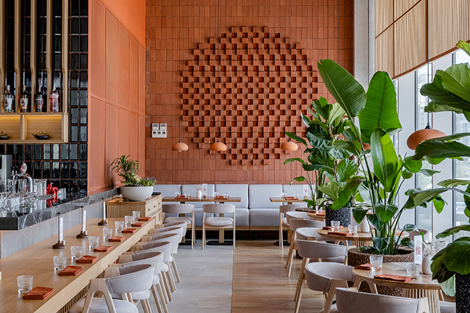 Известный ресторатор Александр Орлов открыл ресторан «Тануки» в Ташкенте