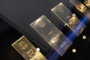 Цена золота впервые приблизилась к отметке 1,5 млн сумов за один грамм