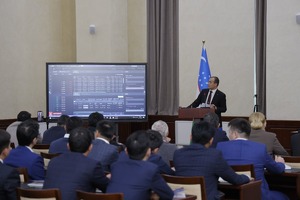 Валютная биржа провела первые торги с фьючерсными контрактами