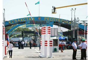 Казахстан временно закрывает переход «Капланбек» на границе с Узбекистаном