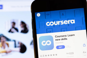 Coursera platformasida 3 ta kursni tanlab olish bo‘yicha so‘rovnoma o‘tkazilmoqda