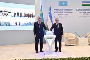 Мирзиёев и Токаев запустили создание завода по выпуску Onix в Костанае