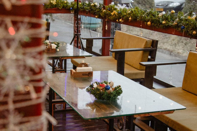 anomal sovuq, kafe, restoran, sovuq