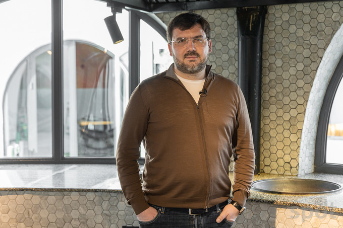 the choyxona, роман сайфулин