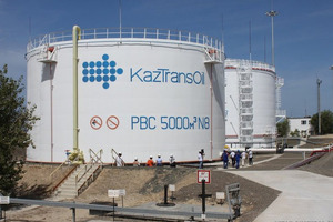 Узбекистан планирует утроить импорт российской нефти через Казахстан