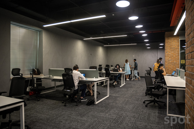 humans, humans uz, ofis