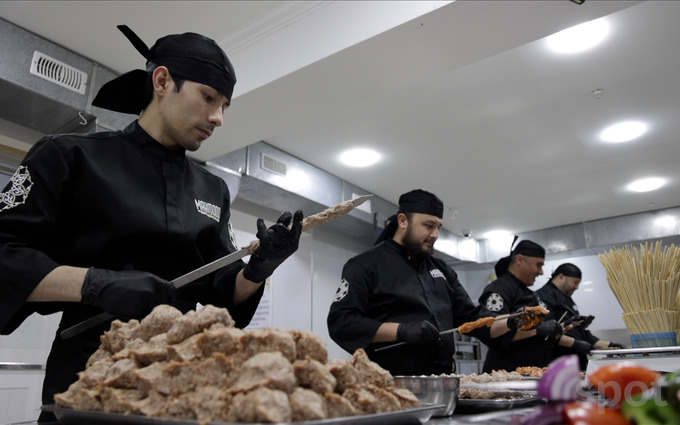 biznes, china shashlik, fudtrak, mahmood kabob