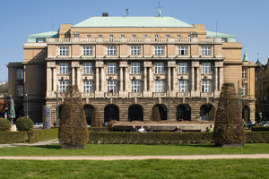 Chexiya universiteti stipendiya dasturiga arizalar qabul qilmoqda