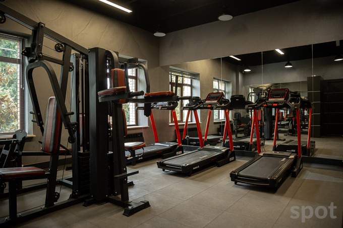 humans, humans uz, ofis