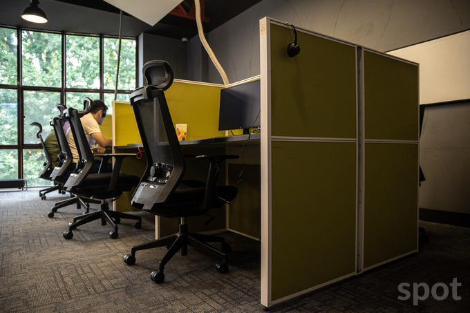 humans, humans uz, ofis