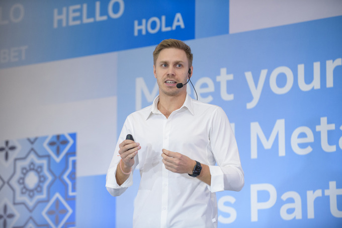 admixer, meta, реклама