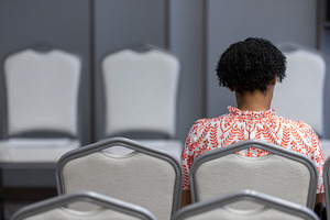 Президент наградил группу женщин-предпринимательниц к 8 марта