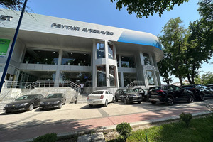 В Ташкенте на продажу выставили здание автодилера Poytaxt Avtosavdo