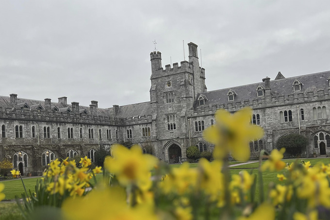 irlandiya, qudratxo‘ja musayev, xorijda ta'lim