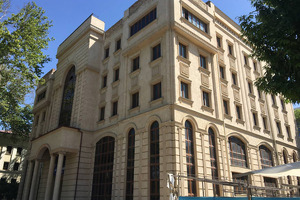 Hi-Tech Bank снова выставил на продажу два здания в Ташкенте