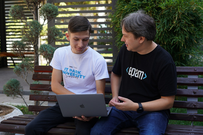 it park university, реклама