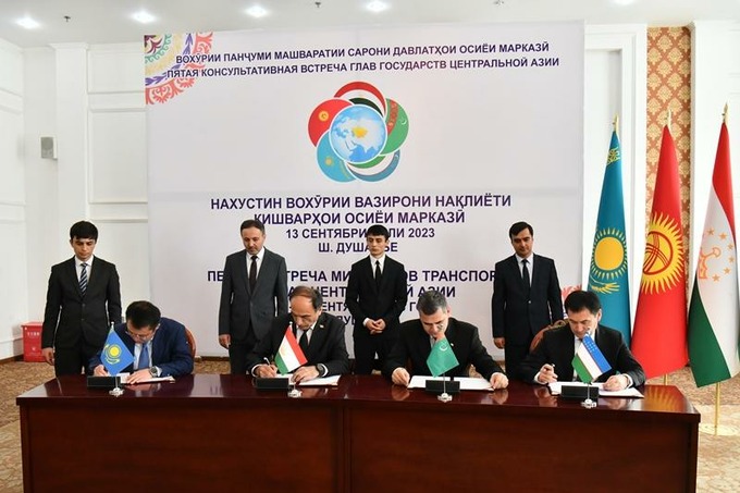 Markaziy Osiyo davlatlari transport vazirlari qo‘shma kommyunike imzolashdi